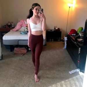 COPY - Lululemon Align HR leggings 28” Red Merlot